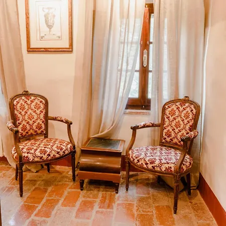 Hotel Equo Petrignano Del Lago