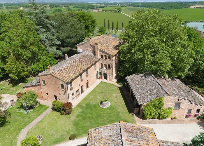Hotel Equo Petrignano Del Lago